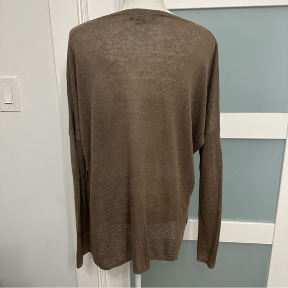 Vince 100% Linen Boatneck Top Long Sleeves SZ Small Taupe Oversized Designer GUC - Picture 6 of 6